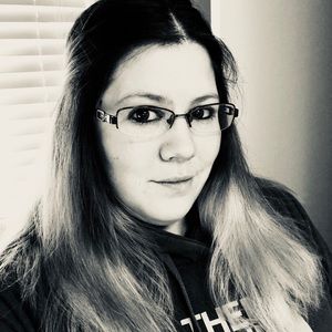 Meet your Posher, Alison